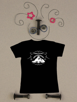 GRUYERIENNE-noir-t-shirt
